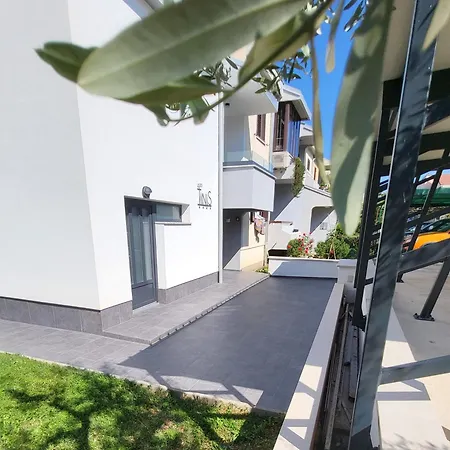 Apartman App Tinis Umag