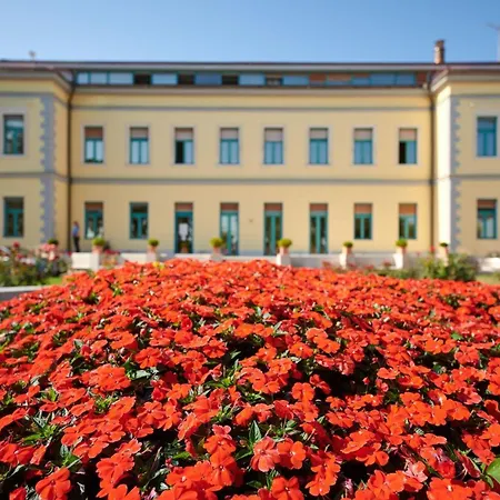 App Tinis Apartman