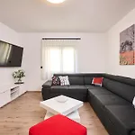 App Tinis Apartman Umag