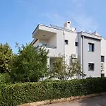 App Tinis Apartman *