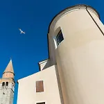 App Tinis Apartman