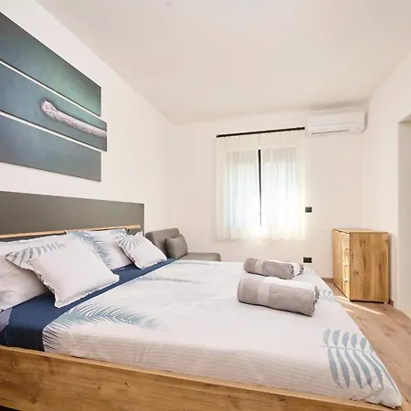 Appartement App Tinis