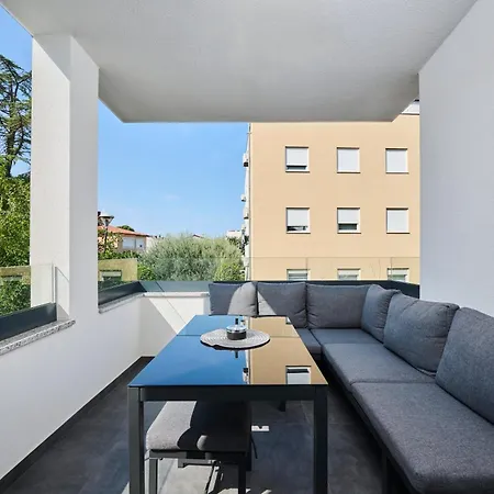 Apartment App Tinis *