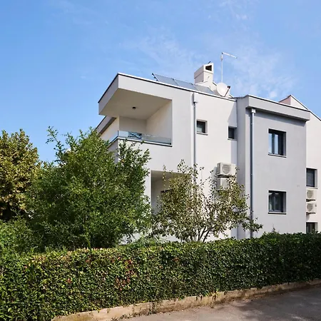 App Tinis Appartement *