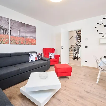 Apartment App Tinis